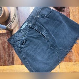 Top shop Moto denim black mini skirt size 6